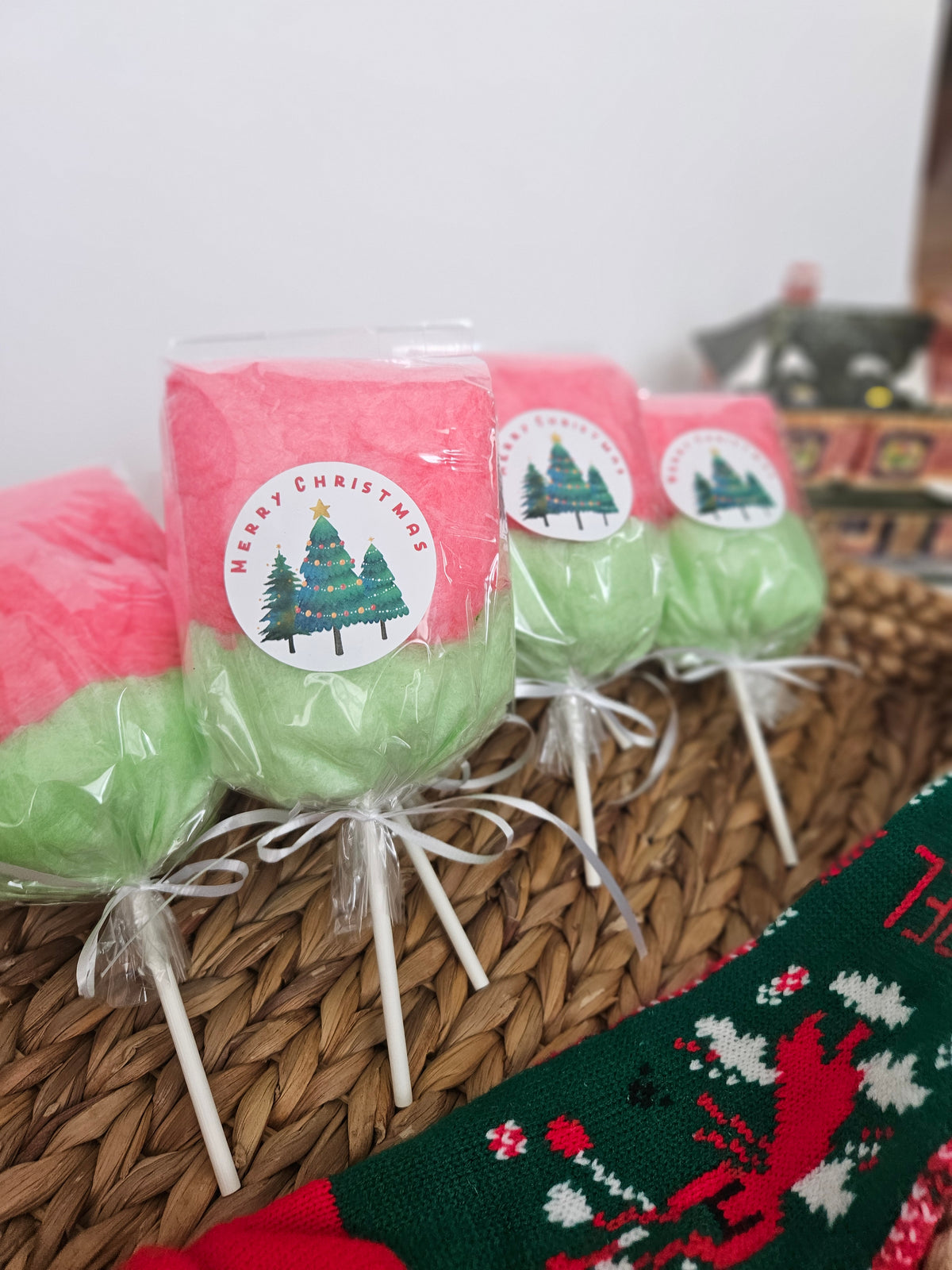 🎄 Cotton Candy Bag on a Stick – Christmas Edition 🎅